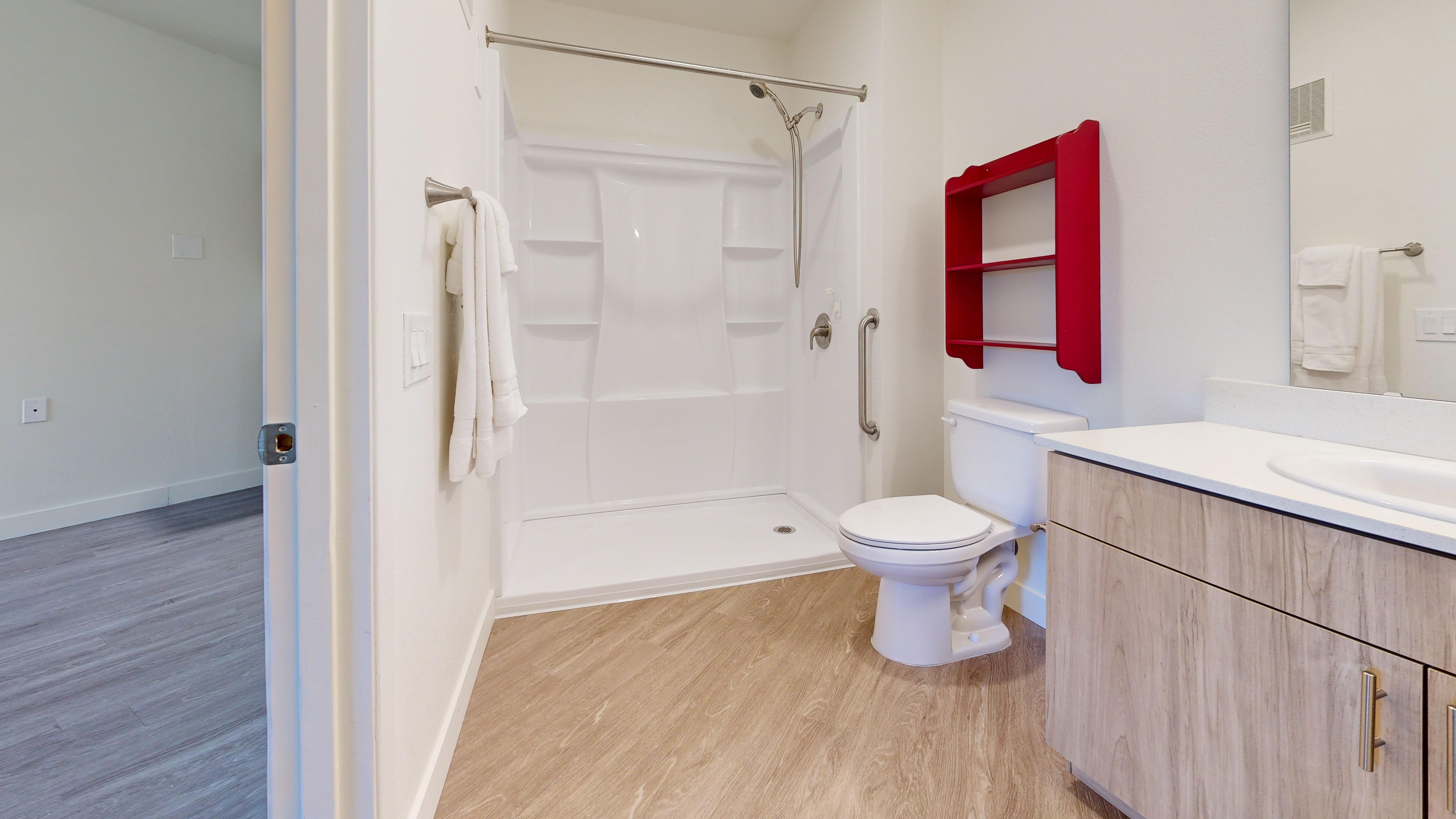 Hilltop-Estates-IL-1-bed-545-sqft-Bathroom