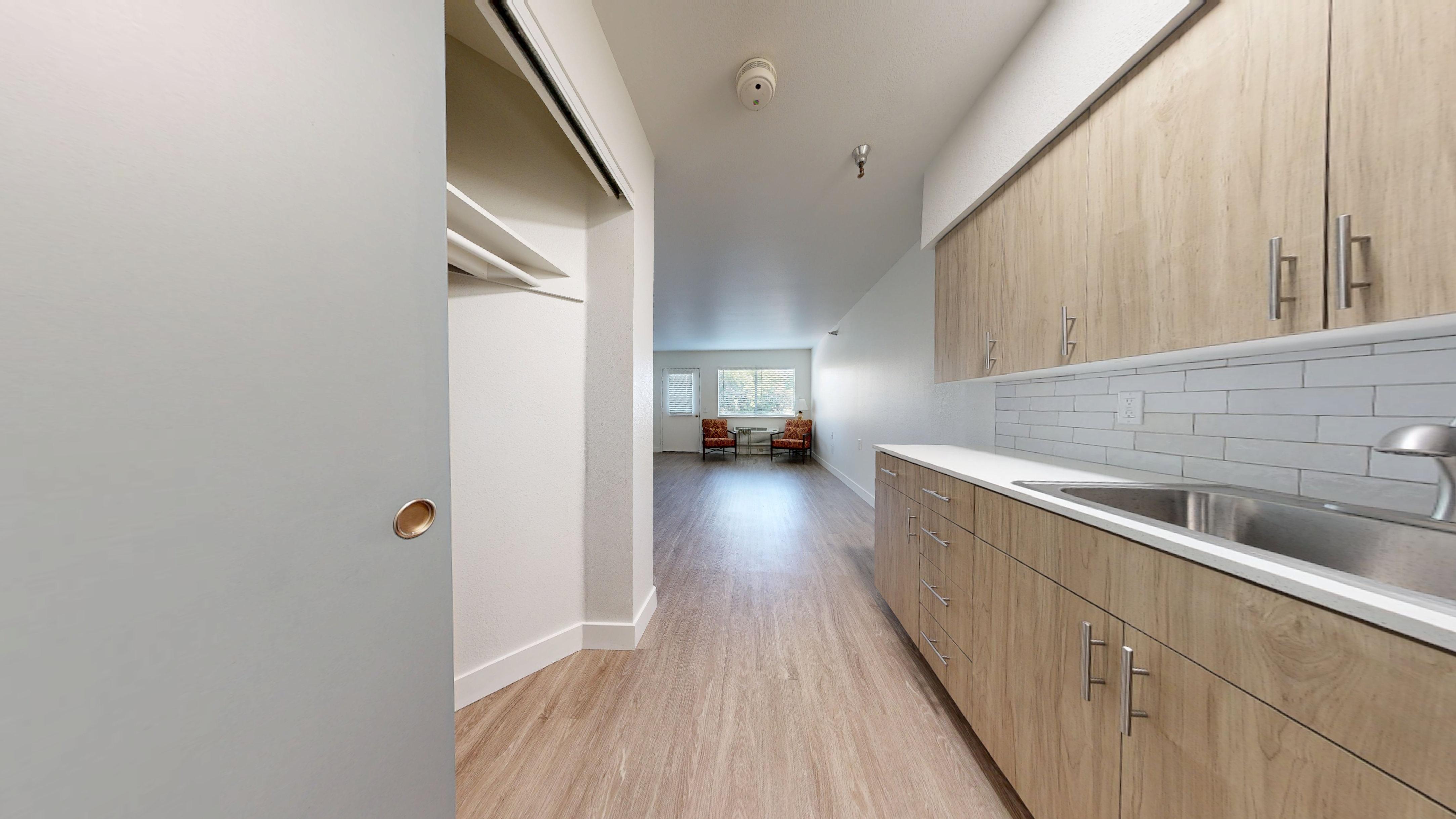 Hilltop-Estates-IL-1-bed-545-sqft-One-Bedroom-Apartment