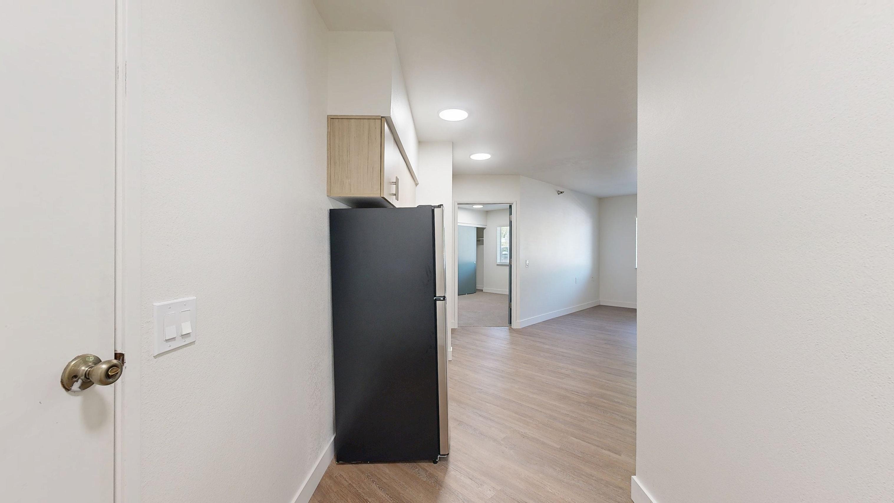 Hilltop-Estates-IL-2-bed-760-sqft-Two-Bedroom-Apartment